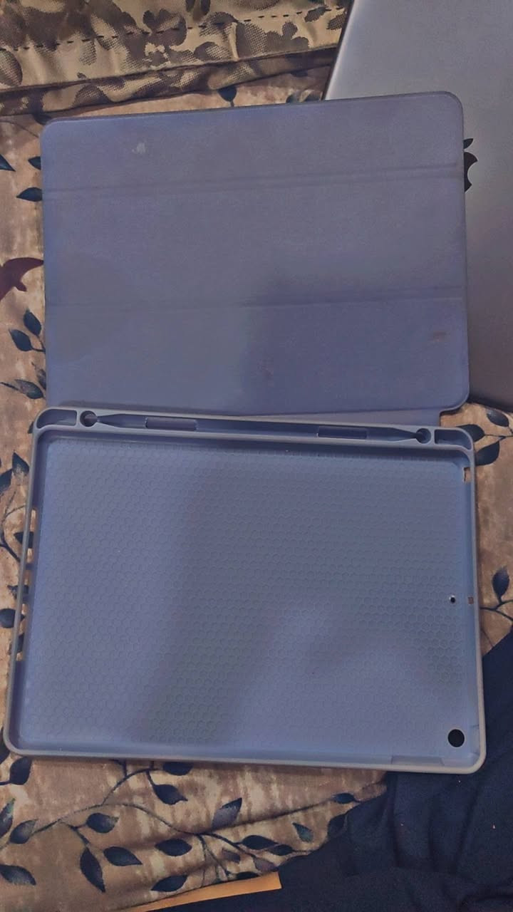 ايباد 9 (الجيل التاسع) ذاكره 64 شرط نضافه 100% كلشي ما بي كلو شغال سعر 325 ويا كفر


**إذا كنت صاحب هذا الإعلان وتريد حذفه لأي سبب، رجاءا أرسل رسالة إلى الدعم الفني**