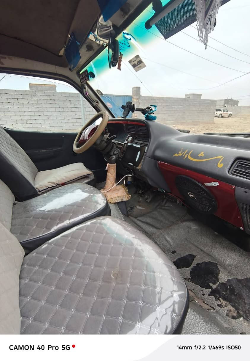 سياره جاهزه تخم تاير جديد حداديه جديده مشط جديد بريكات جدد كير محرك اكسن مكفولات كهربائيات كلها شقاله سعر ٢٨ وبيها مجال قليل بيها كتاب مروري رقم راعيها مكلف بنشر ‭٠٧٨١ ٥٢٨ ٤٧٢٦‬
