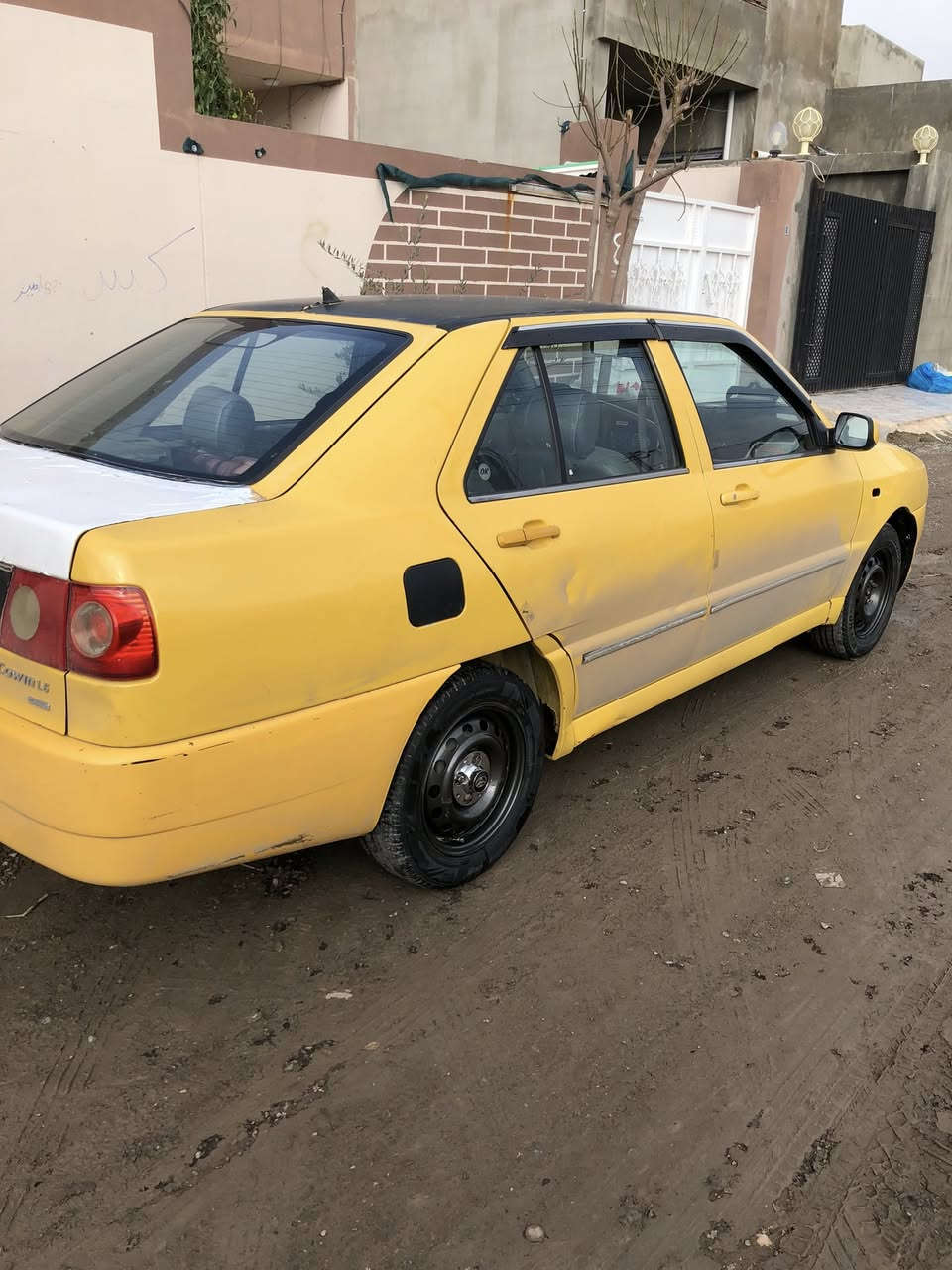 السلام عليكم
شيري كوين موديل 2011للبيع

كير ومحرك يارس تشغيل بصمه 

تخم تايرات جديد حداديه نضيفه صدر نضيف 

للستفسار *********** او مراسله الصفحه
