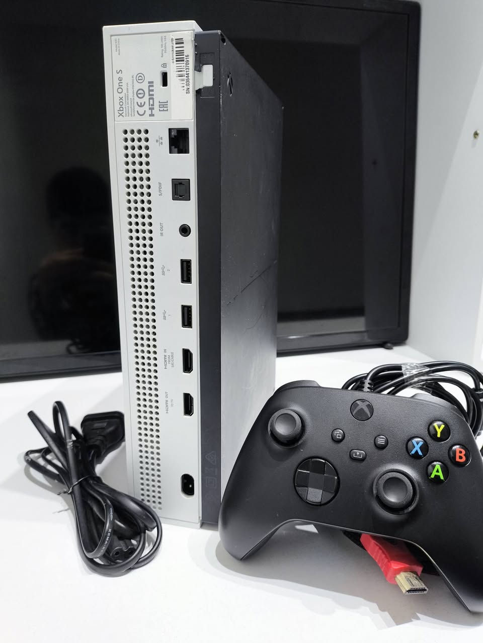 اكس بوكس ون اس للبيع موصل + محافضات العراق توصيل
المواصفات:
1.كامل الملحقات
2.يجي ويا يده واير مال سيريس اكس
3.السعة 500GB
4.يجي ويا حسابين وبيهم العاب مملوكه مثل FC25
5.سعر الجهاز كلشش مناسب ارخص من ال 360
6.اداء الجهاز ولا غلطه ما بي اي عيب
7.الجهاز مفتوح
8.بي اضرار خفيفه بالغلاف الخارجي 
السعر بالخاص او على الواتساب ***********
