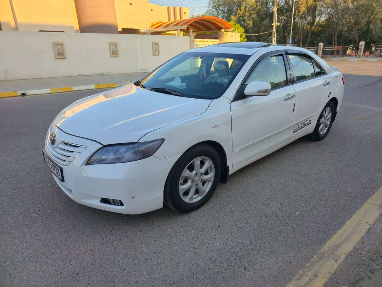 السلام عليكم.   للبيع كامري.    موديل 2008
رقم بغداد.     دولي.   تحويل مباشر. 

خليجي.   محرك. 2400.  

كير.   محرك.   صدر.   تبريد.    تخم تاير 

جاهزه من كلشي.  

صبغ اماكن محدده. سونار مرفق مع صور

مكاني..  الانبار. الفلوجه. حي العسكري

السعر. 117 

رقم الهاتف.***********
