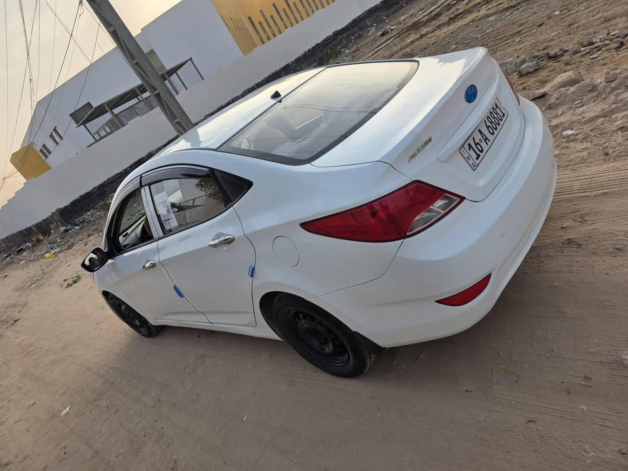 هونداي اكسنت موديل 2016 وارد خليجي مكينه 1600 دوش مواصفات السياره شاشه تجوه بلكشن اشاير بلمري حساس خلفي ابريك اي بي اس السياره جاهزه مكينه اوكير وحداده اوتخم تاير تبريد كهربائيات كله بشرط تحويل مباشر علمآ السياره بيه قطعتين صبغ بدون اظرار داخليه السعر 94 للاستفسار *********** مكان السياره كربلاء اخوان غير متواجد على الفيس
