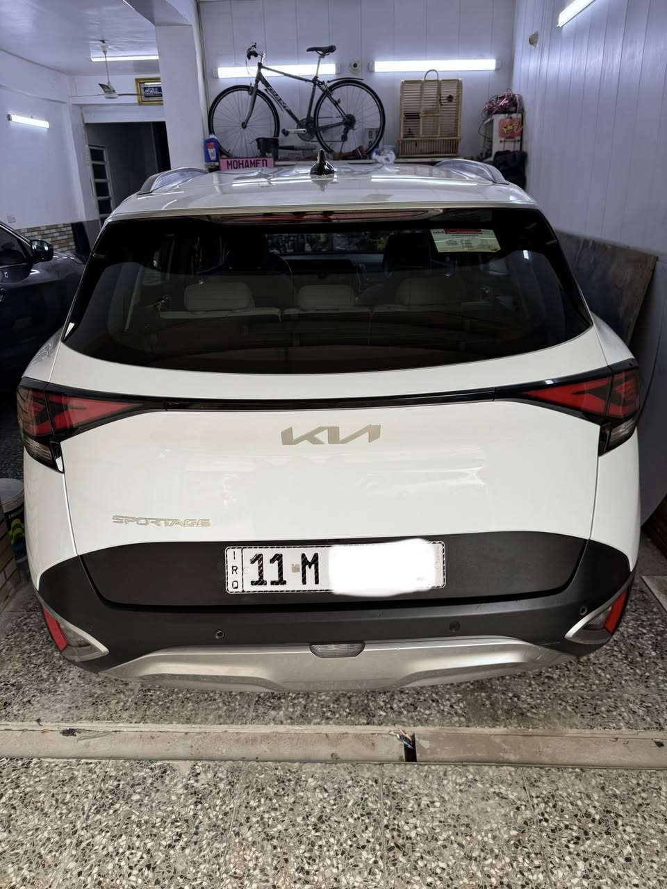 السلام عليكم للبيع فقط سبورتج 2022 خليجي 
محرك 2.0 دوش موصفات عاديه سويج حساسات كامره رادار جانبي تحكمات ستيرن وانضمة قيادة وباقي الموصفات معروفه ماشيه 85KM بيه 3 مكانات بارد وبيه كم حالوبه قليلات جداً ممبينات الباقي مكفول صبغ تبديل مكفوله السياره جديده جداً مابيه اي نقص سعره 192$ورقه وبيه مجال 
مكانه بغداد زيونه ***********
