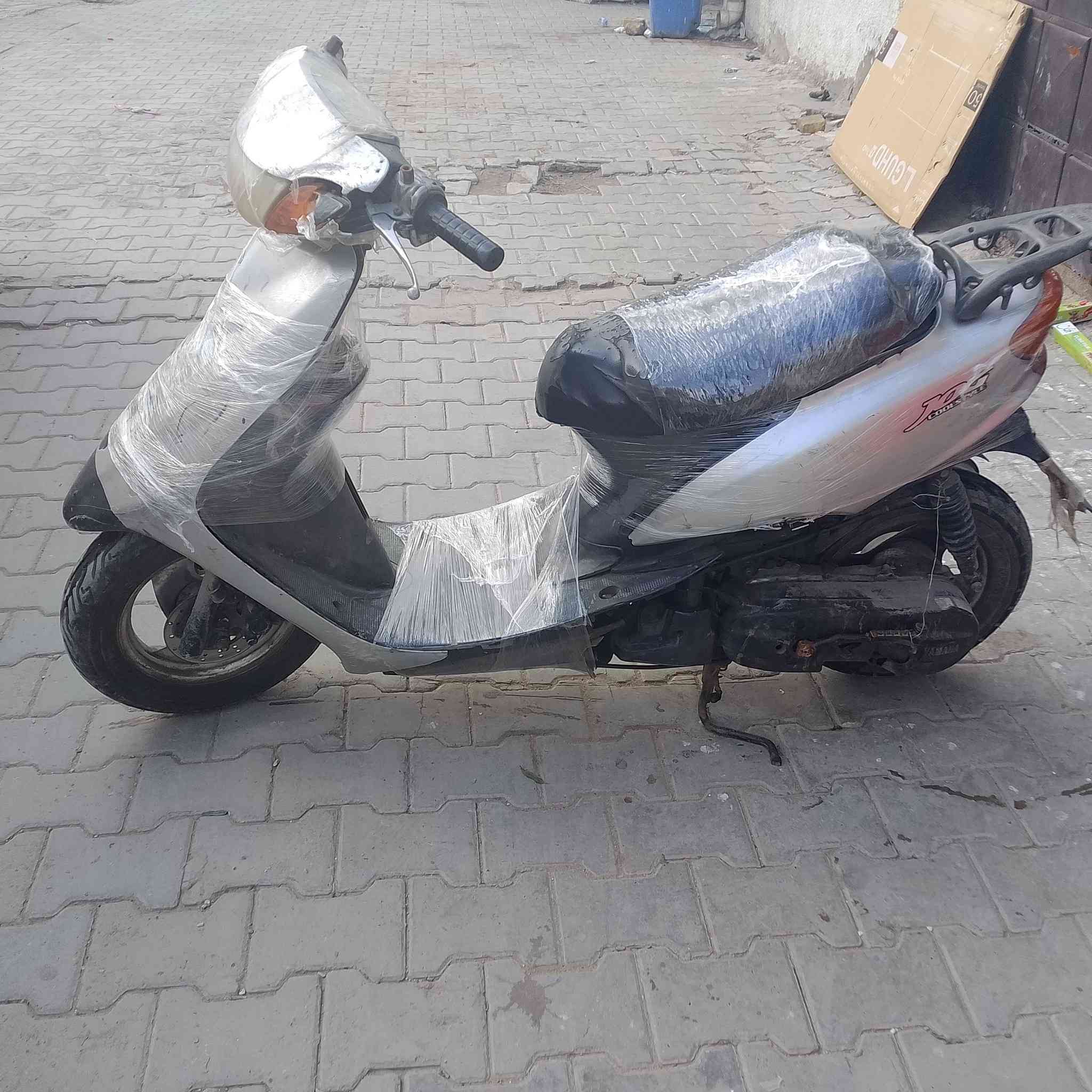 سلام عليكم دراجه 60 عصفوره البيع دراجه نضيفه المكان بغداد منطقه الوشاش السعر 100 راسلني عل خاص


**إذا كنت صاحب هذا الإعلان وتريد حذفه لأي سبب، رجاءا أرسل رسالة إلى الدعم الفني**