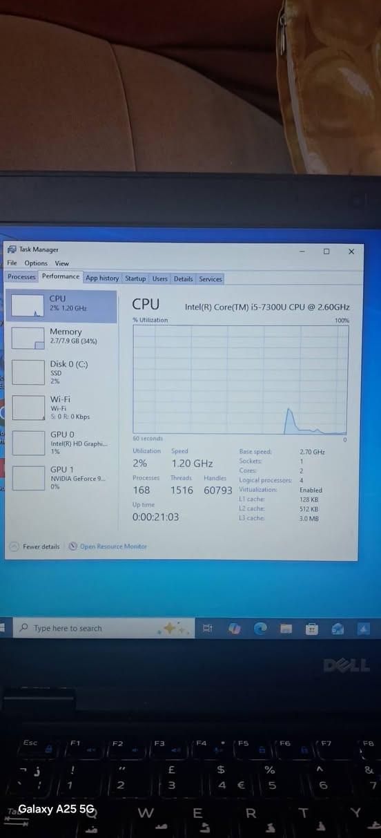 لابتوب DELL استخدام شخصي نضافة فول مواصفات :
معالج I5 جيل 7
هارد M.2 512 SSD
كارت شاشة خارجي 930M 2GB انفيديا
كارت شاشة انتل 4GB
رام 8GB ddr4
يشغل العاب ماين كرافت جافة + بيدروك 120 fps
فالورنت 60 fps
فول كايز 60 FPS
و بعد العاب
سعر 350 الف قفل


**إذا كنت صاحب هذا الإعلان وتريد حذفه لأي سبب، رجاءا أرسل رسالة إلى الدعم الفني**