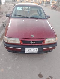 فيكترا • ١٩٩٢ • محرك ١٫٨