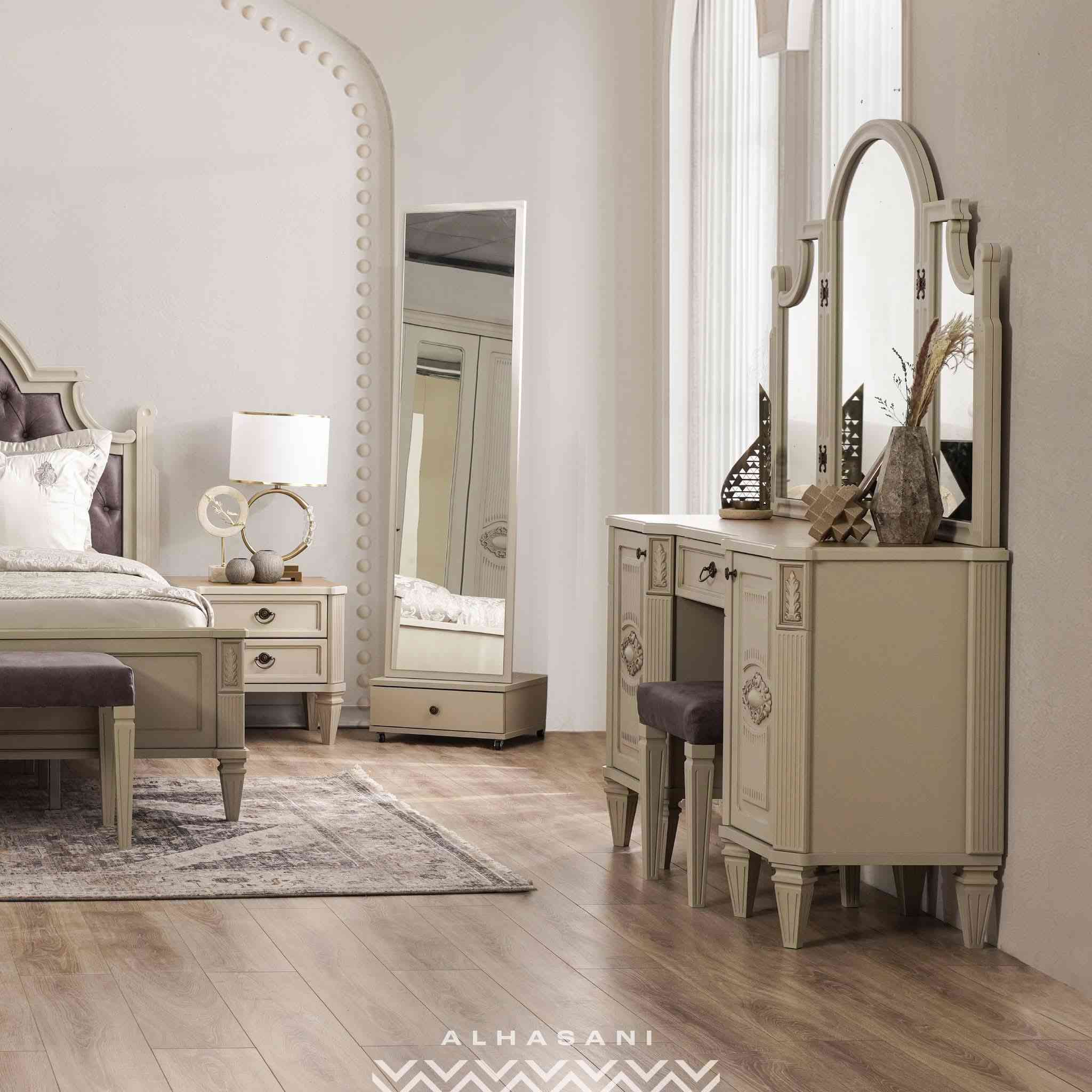 غرفه النوم للبيع جديده شخطه مابيه قفففففل بدون تعامل مليونين ونص استخدام شهر حته ممشدوه مكان الاعضميه اتصال *********** وات ساب *********** تحتوي على ١١ قطعه
