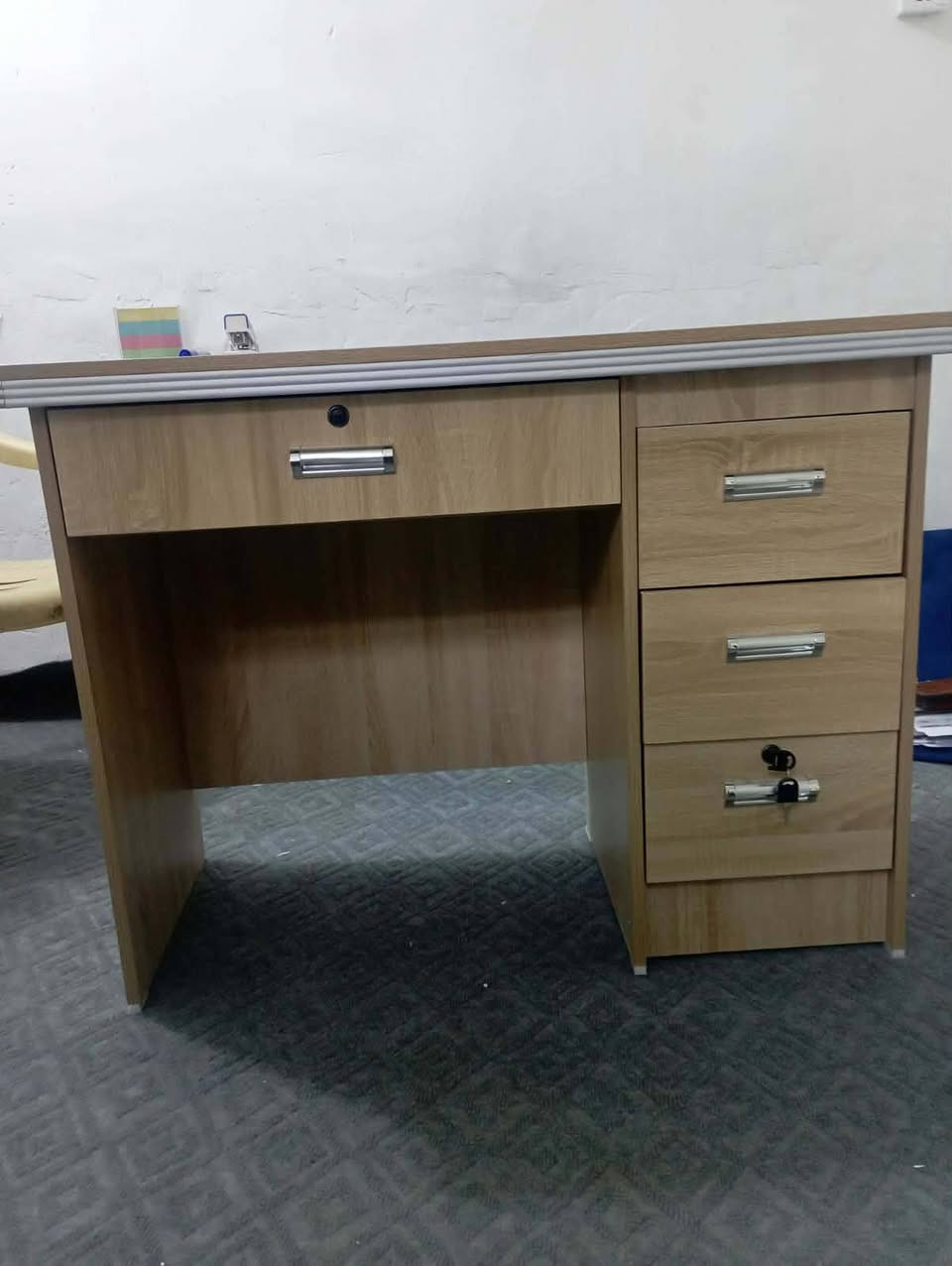 ميز استخدام أقل الشهر نظيف جدا مع 8كراسي


**إذا كنت صاحب هذا الإعلان وتريد حذفه لأي سبب، رجاءا أرسل رسالة إلى الدعم الفني**