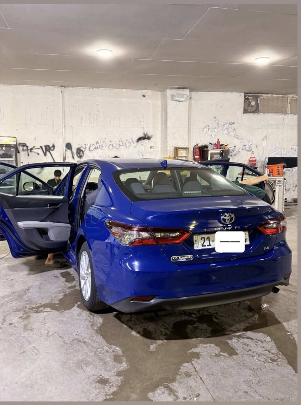 ⚠️ تحذيرررر  اربطو أحزمة الامان
تويوتا كامري 2023

 LE plas 
مواصفات المحسن
فول رادارات
فول عدى الفتحة
ماشيه 40ml
لون جويتي مميز 
تحويل /وكالة
ملاحظة /‼️‼️السياره حادث طفييف كلشششش قطعة وحده صبغ وشبر بالبنيد 
مكفولة من  ايرباكات والدواخل كلشي بالسيارة على وضع الشركة 0️⃣ زيرووو

سعر 210 وبيه مجال 
مكان السياره ديالى 
***********
