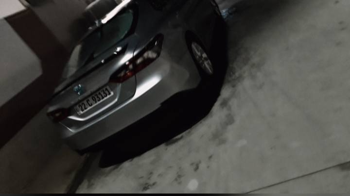 كامري للبيع او مراوس حسب قناعة
مواصفات..le
2023
ضرر بس جاملغ خلفي  طرف سائق ب
ماشيه45ml
مكان كركوك تازة خورماتو
تفاصيل عل واتساب فقط 
***********
سعر 220
