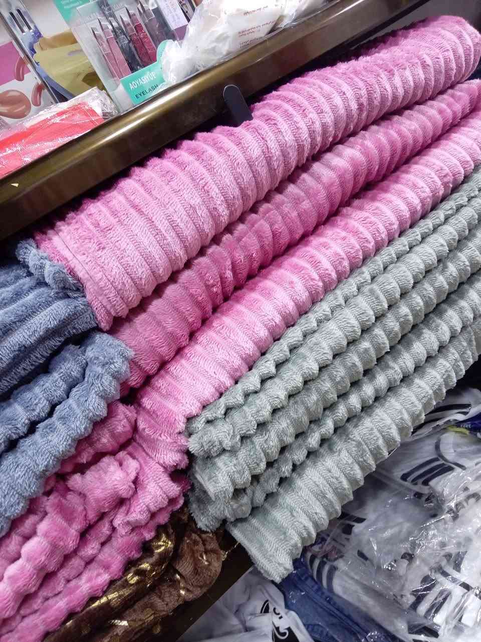 رمضان كريم وكل عام وانتم بخير وصحه وسلامه 🌙 🌙 🌙 زبائنا الكرام تشكيله منوعه من المفروشات والستائر👌 👌 👌 الأسعار والتفاصيل أسفل الصور تتوفر لدينا خدمة توصيل داخل راوه 1000محافظات 5000 عنوان المحل راوه حي السلام مقابل جامع رياض الصالحين


**إذا كنت صاحب هذا الإعلان وتريد حذفه لأي سبب، رجاءا أرسل رسالة إلى الدعم الفني**