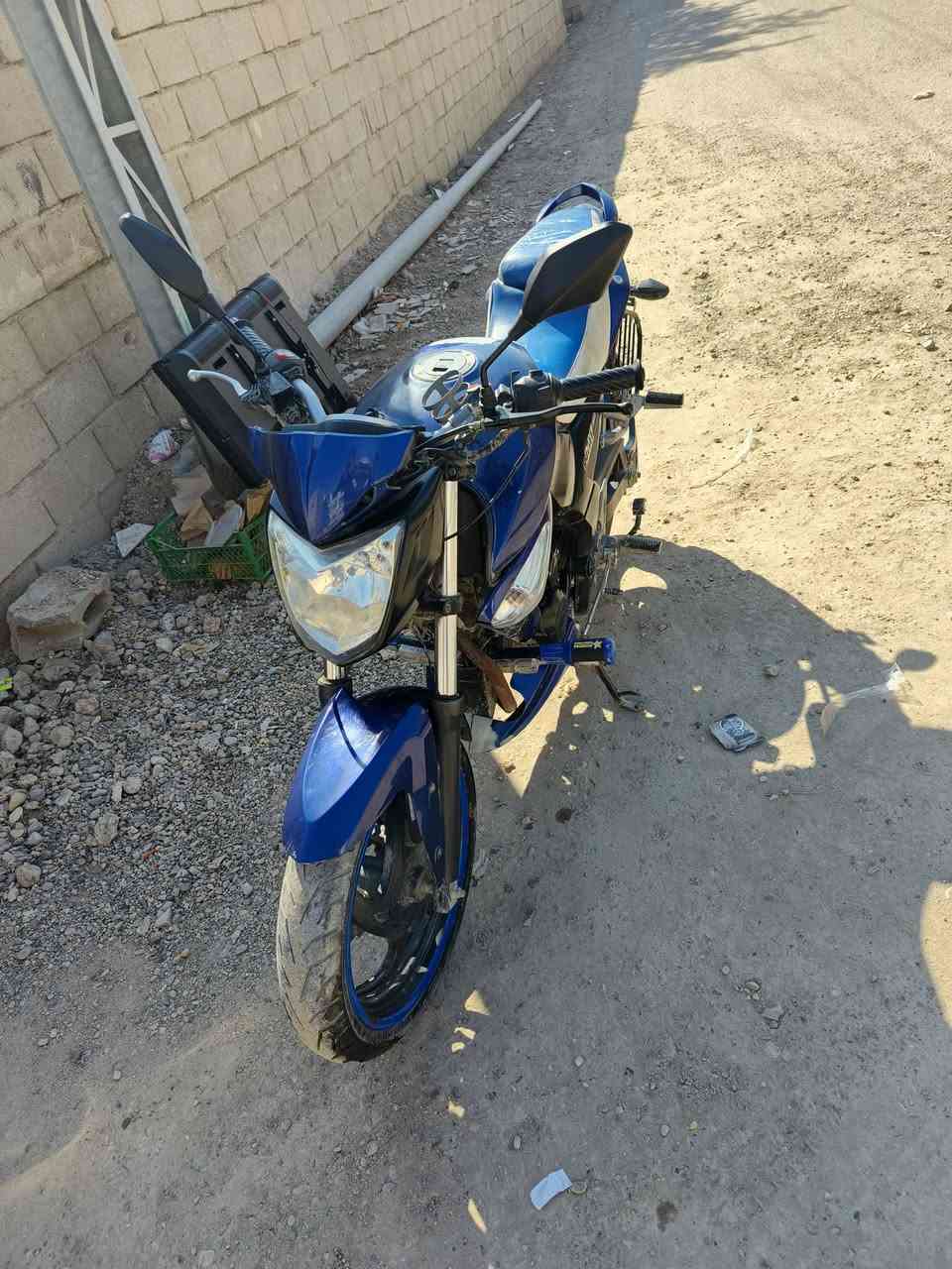 للبيع سايم بطحه محرك وكشر نظيف مكمرك وكامل بس يتسجل العنوان  للأستفسار خاص او على الرقم *********** الصوفية شارع 40 مقابل فلكة العلم
