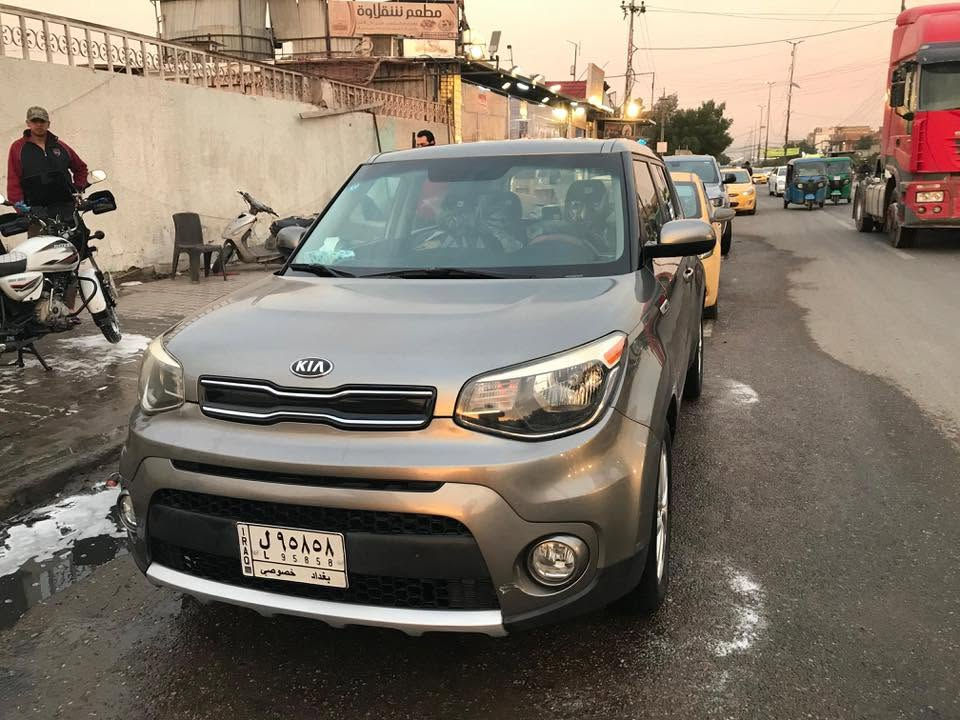 السلام عليكم كيا صول مديل 2018
محرك 2000 Gt 
ماشية 78 
وارد أمريكي حادثها قبق صندوق صور الحادث موضحه بالصور 

مكانها بغداد 
السعر 125 
رقم الهاتف  ***********
