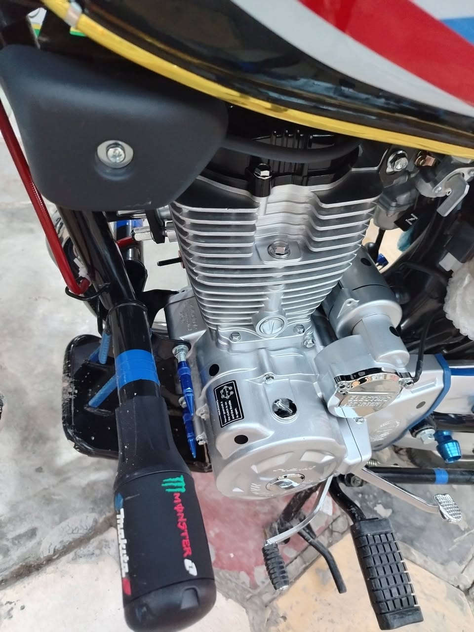 ماطور نامه للبيع  موديل 2025 محرك 200. مكاني  ديالى جلولاء   التصال علا الرقم  ***********
