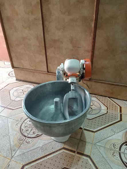 اغراض للبيع مكاني بغداد جكوك قريب على الكاظمية ***********
