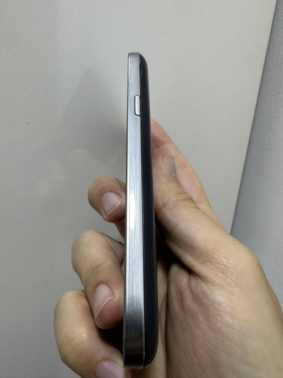 سامسونك Core Plus اصلي نضيف جدا بطاريه جديده ياخذ خط واحد ورام يفيد اتصالات صوته قوي جدا للبيع ب30 مكاني بغداد الغزاليه


**إذا كنت صاحب هذا الإعلان وتريد حذفه لأي سبب، رجاءا أرسل رسالة إلى الدعم الفني**