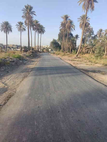 قطعه مساحتها800متر سنتر على شارع كريطعه
قرب الجدول واجهيه17.خدمات كامله ماء كهرباء تبليط
طابو زراعي سند25
سعر100

مكتب وعقارات الوارث
***********
