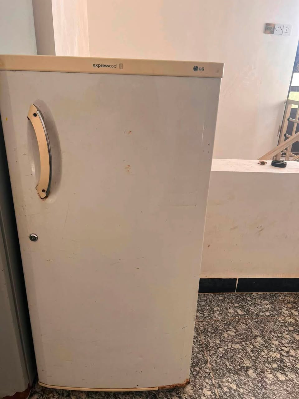 ثلاجه عدد2 للبيع
السلام عليكم 
ثلاجه كبيره والثانيه صغيره للبيع نظافه جيده جدا السعر 160 والصفيره 130 مكانهم بغداد حي الجهاد يوجد خدمه توصيل اتصال 0771107760


**إذا كنت صاحب هذا الإعلان وتريد حذفه لأي سبب، رجاءا أرسل رسالة إلى الدعم الفني**