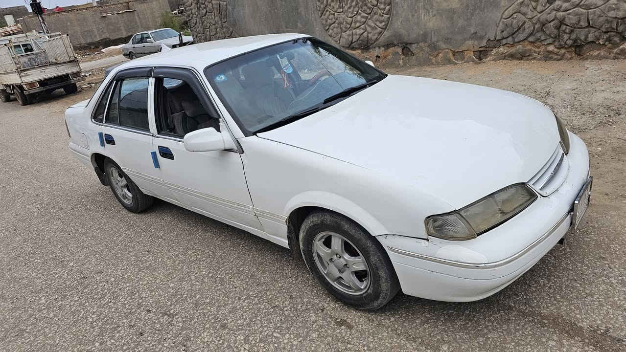 السلام عليكم شباب برنس للبيع موديل 96 باسمي مكينه وكير مكفولات السياره حلوه ونضيفه اجمل من الي بالصوره وصبغها جديد السياره عارضها 37 وبيها مجال بسيط حك الجيه الاستفسار ع الرقم***********
