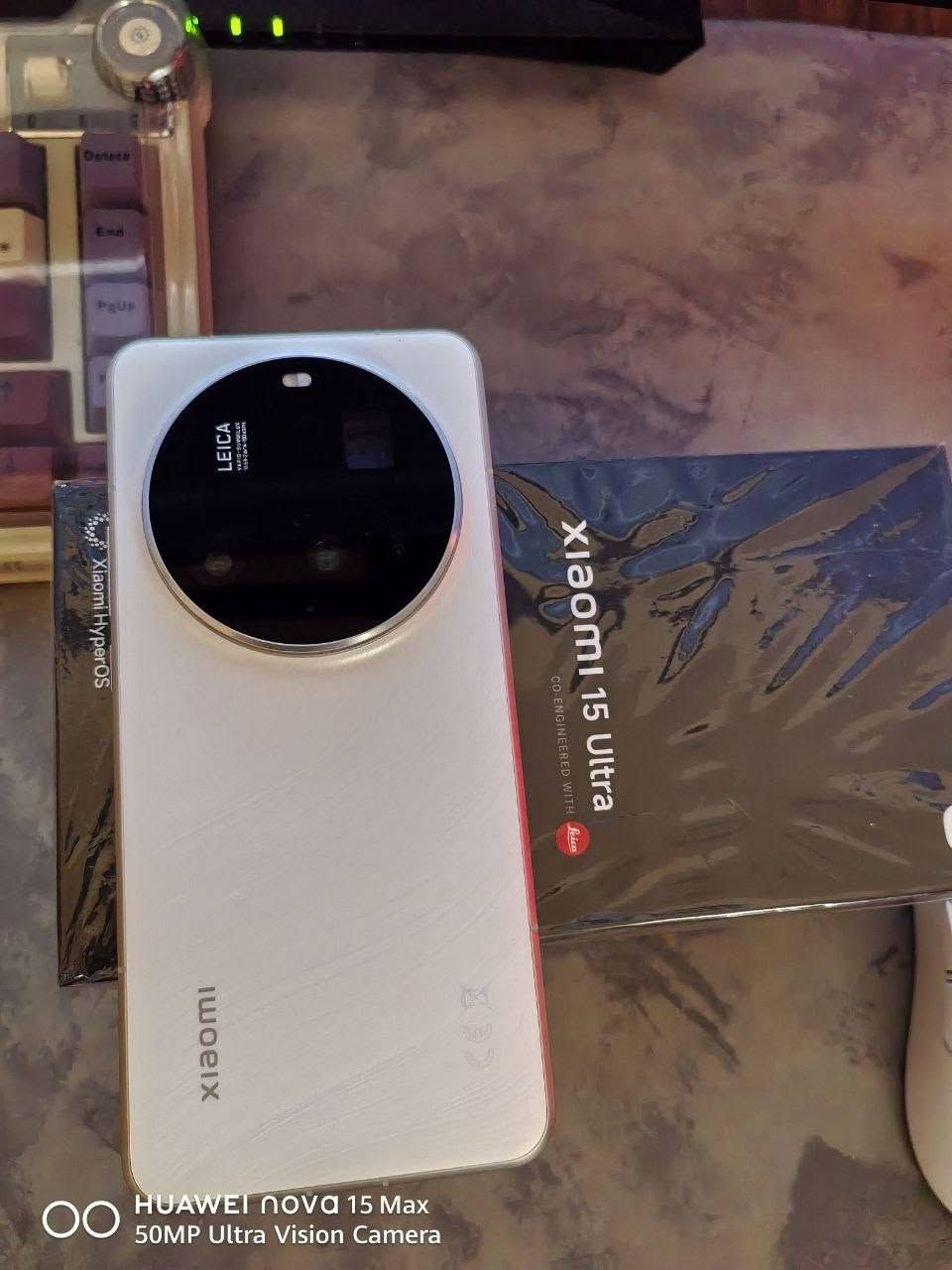 Xiaomi 15 ultra
جهاز غني عن التعريف من كل النواحي صور ومعالج وبطارية وشحن
معالج / Snapdragon 8 elite 
رام / 16 + 16
ذاكرة / 512 
نوع الشاشة / LTPO Amoled (120hz)
البطارية/ 5410
شحن / 90 واط واير و 80 واط وايرلس 
نظافة الجهاز 100% 
نظيف مابي خدش ولا اي شي مكفول 
السعر / 1150 قفل 
المكان / واسط الكوت 
ماعندي توصيل محافظات
*********** هذا الرقم تتصل موجود و واتس هم موجود بي
