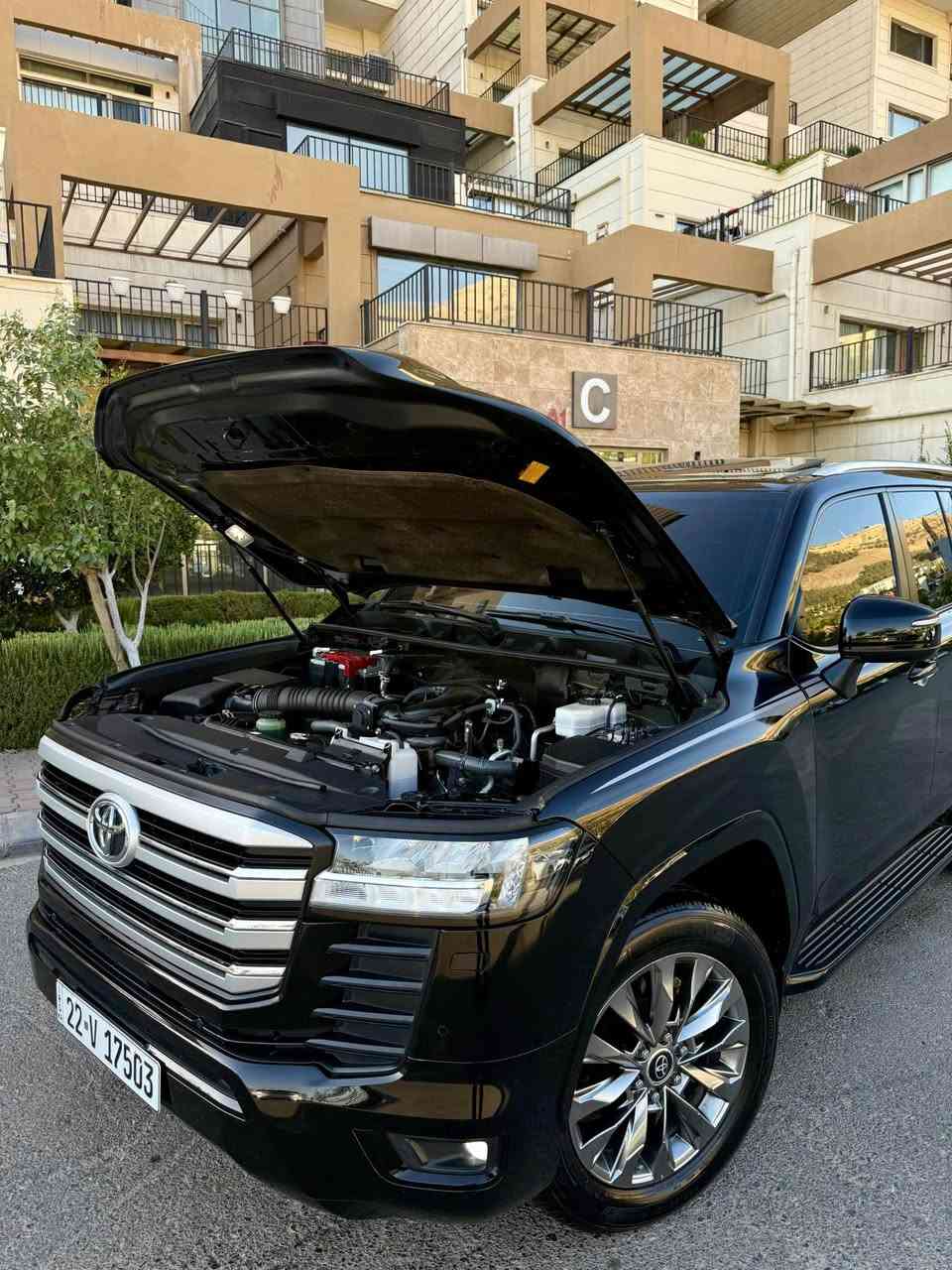 لاندكروز 
ساز ام تطبيق شاشات
مكفوله 
مغلفه كامل 20ورقه
ماشيه 50الف
اربيل بسمي
تنفس طبيعي
*********** 
البصره الزبير 
السعر 640بيهه مجال بسيط البصرة, العراق
