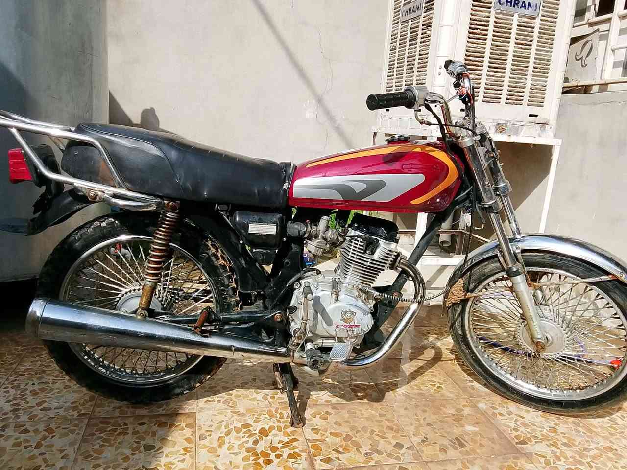 تايكر 2020 وزن ثقيل بيه منفيس شرط داخل  المكينه كلو بلادي التانكي جديد ويل الوره جديد واير منيه كلها شغاله السعر 260 و بيه مجاال حك جيتك متواجد على هذا الرقم ***********
