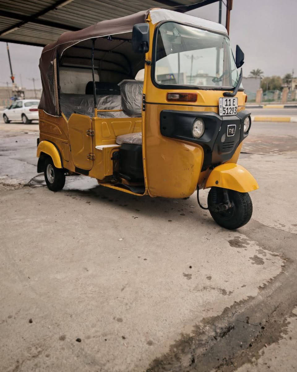 سلام عليكم شباب تكتك لبيع 21 شهر 4تكتك خير من الله معمره دوس تخم تاير جديد جادر جديد  رقم بغداد انجليزي هزه جديد تحويل ثاني يوم السعر 7600 بيه مجال العنوان ديالى بعقوبة ***********
