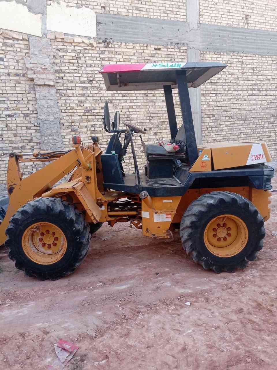 سلام عليكم شفل كوماتسو للبيع موديل 2009 سنويه ل 29 ورقم نجف باسمي للاسفسار ***********
