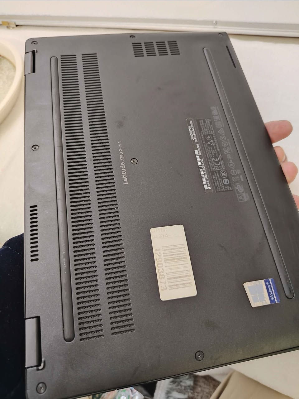 (Dell Latitude 7390 x360( 2 in1)

پڕۆسیسەری : Intel Core i5-8350U 
ڕام: 8 گێگا DDR4
هاڕد :256 گێگا NVMe SSD
شاشە: 13.3 ئینج فول ئێج دی بە دیقەی (1920 x 1080)
کارت گڕافیکی داخلی: 4 گێگا Intel UHD   
لاپتۆپی شاشە چەماوە و لەمس و تەنک و کیشی سوک
ڕێژەی خاوێنی:95%
پاتری: 4 کاتژمێر
نرخ:280 هەزار أربيل, العراق


**إذا كنت صاحب هذا الإعلان وتريد حذفه لأي سبب، رجاءا أرسل رسالة إلى الدعم الفني**