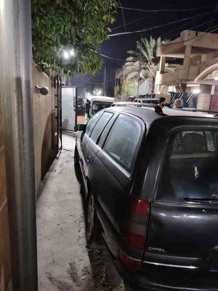 السلام عليكم سيارة اوبل
موديل ١٩٩٨
سياره نضيفه حلوه اي قطعه ممبدله 
كيرها جديد 
محركهة ٢٠٠٠ 
رقم تلفون
***********
***********
سعر ٤٥ بيها مجال قليل لان ولا قطعه مبدله على وضع شركه 
مكان الدوره شارع 60
