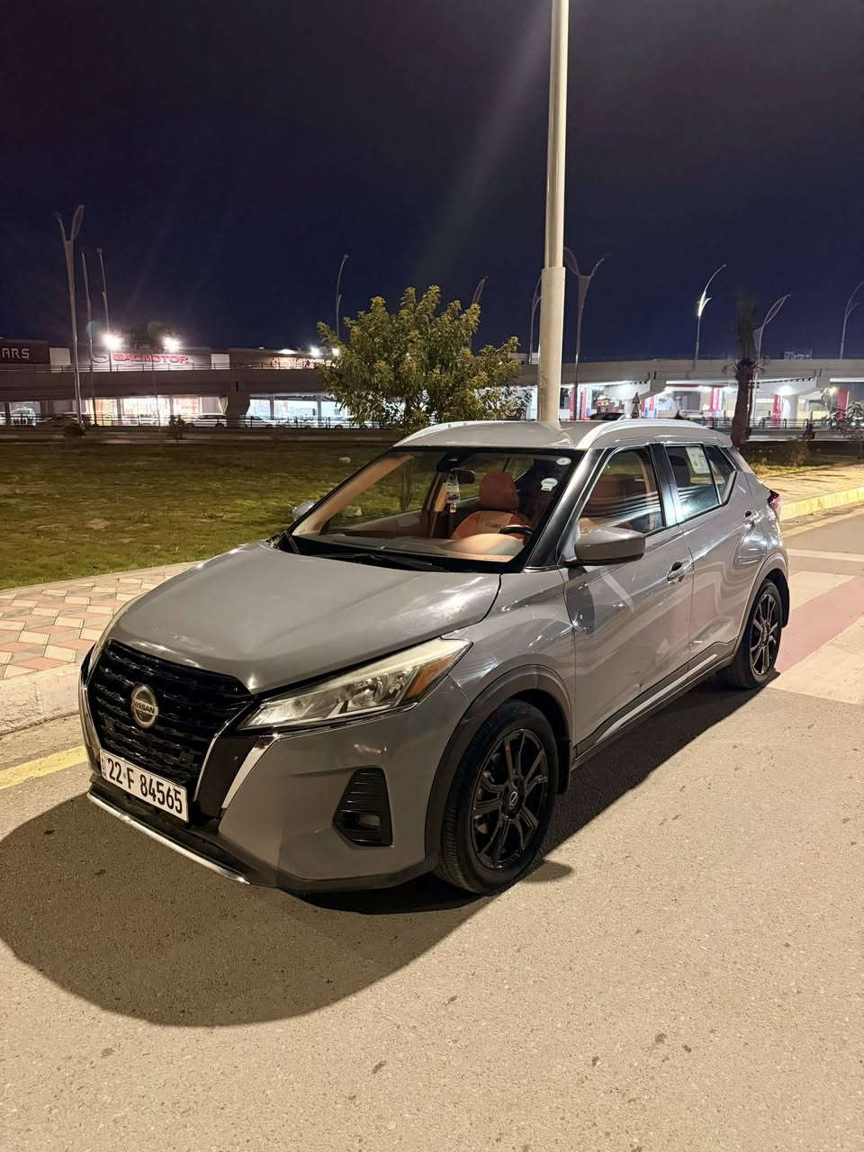 نيسان كيكس للبيع سعر ١٣٤ وبي مجال
سياره موصفات ٢٠٢٣ sv 
معروفا موصفات سياره 
بيه صندوق وبونيد بدون دواخل 
سياره مال بيت وبيت جاهز من كل نواحي موقعي كركوك 
لل استفسار اكثر مراسلت  رقم ***********
