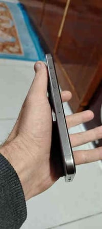 15 بروماكس مبدل شاشه   بطاريه87  ذاكرته256   فيس ايدي شغال  كل مشكله م...