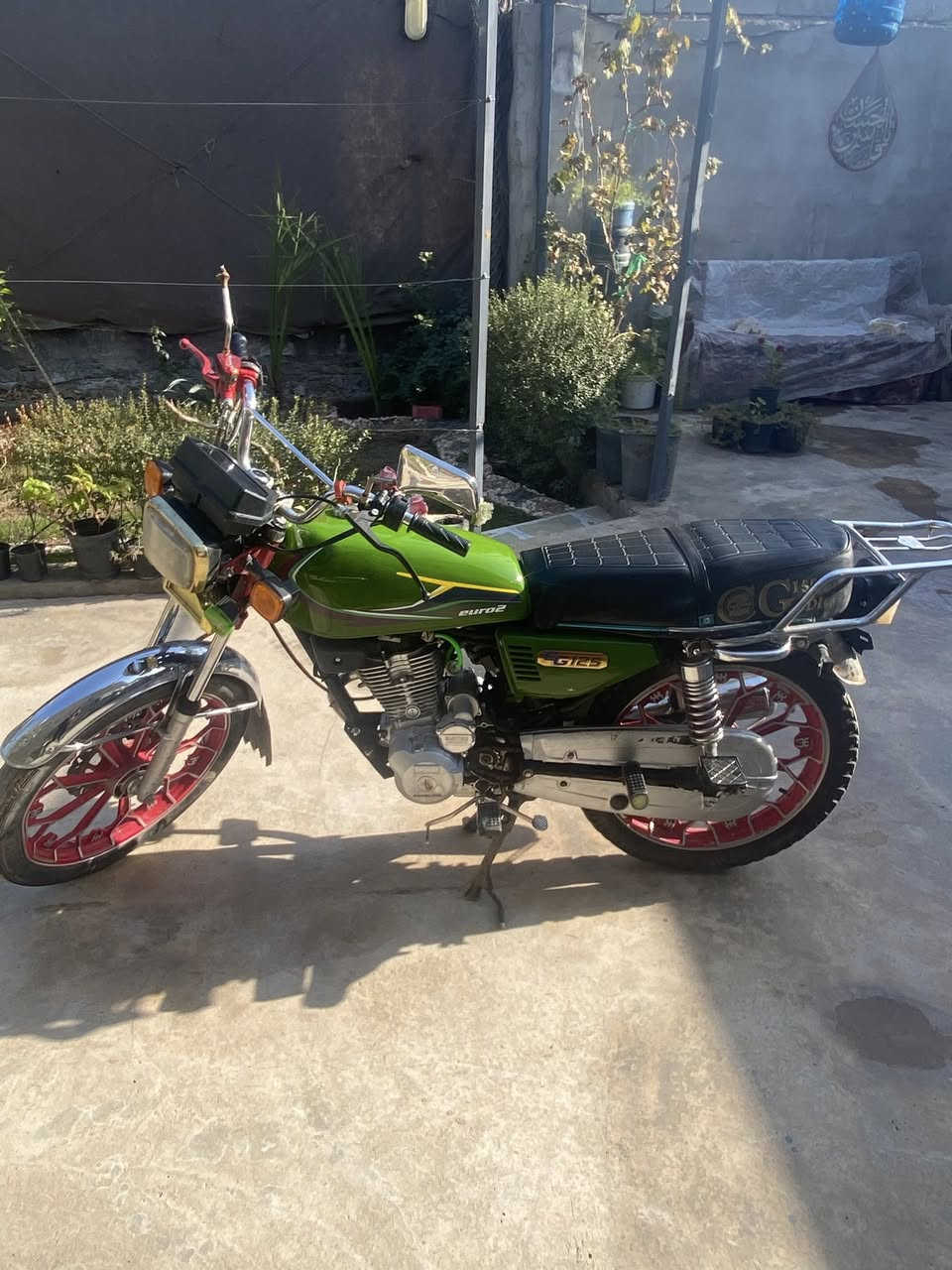 موطور إيراني للبيع موديل 23 السعر 500 وبي مجال 
***********
