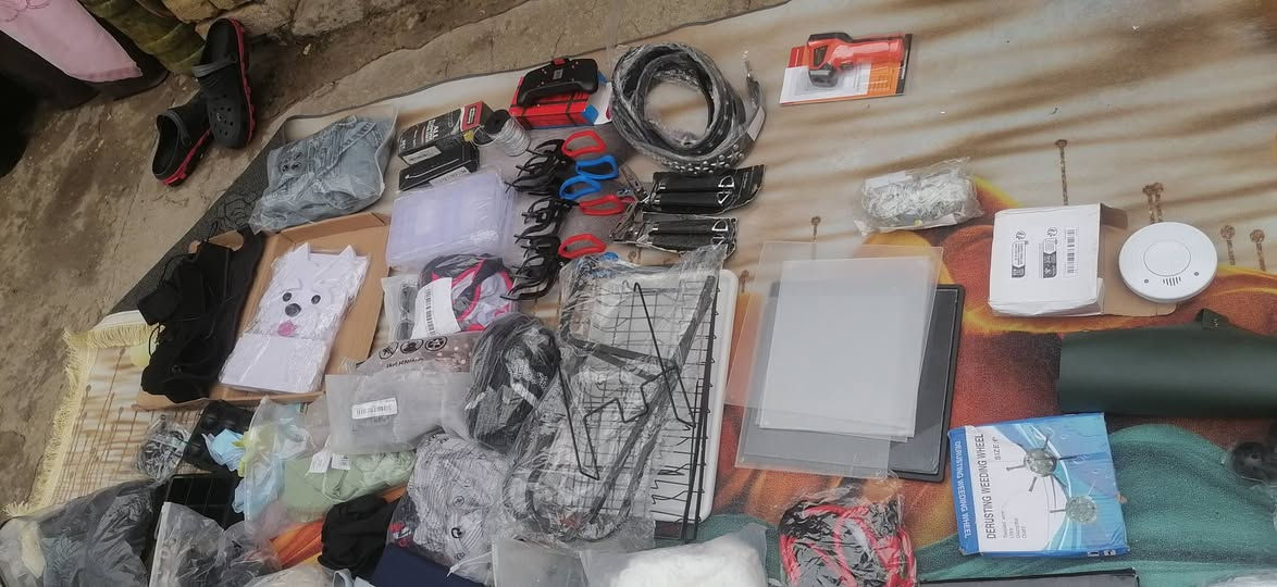 شلعه. سعر القطعه ب 750
بيه سله مال مواعين جديده وبيه حوام مال بطن جديد مال تنحيف وبيه كامره سريه بيه كومه غراض تسوه ومو خساره الي ياخذه المشكله اني ما عندي  بث او محل جان كلهن بعتهن


**إذا كنت صاحب هذا الإعلان وتريد حذفه لأي سبب، رجاءا أرسل رسالة إلى الدعم الفني**