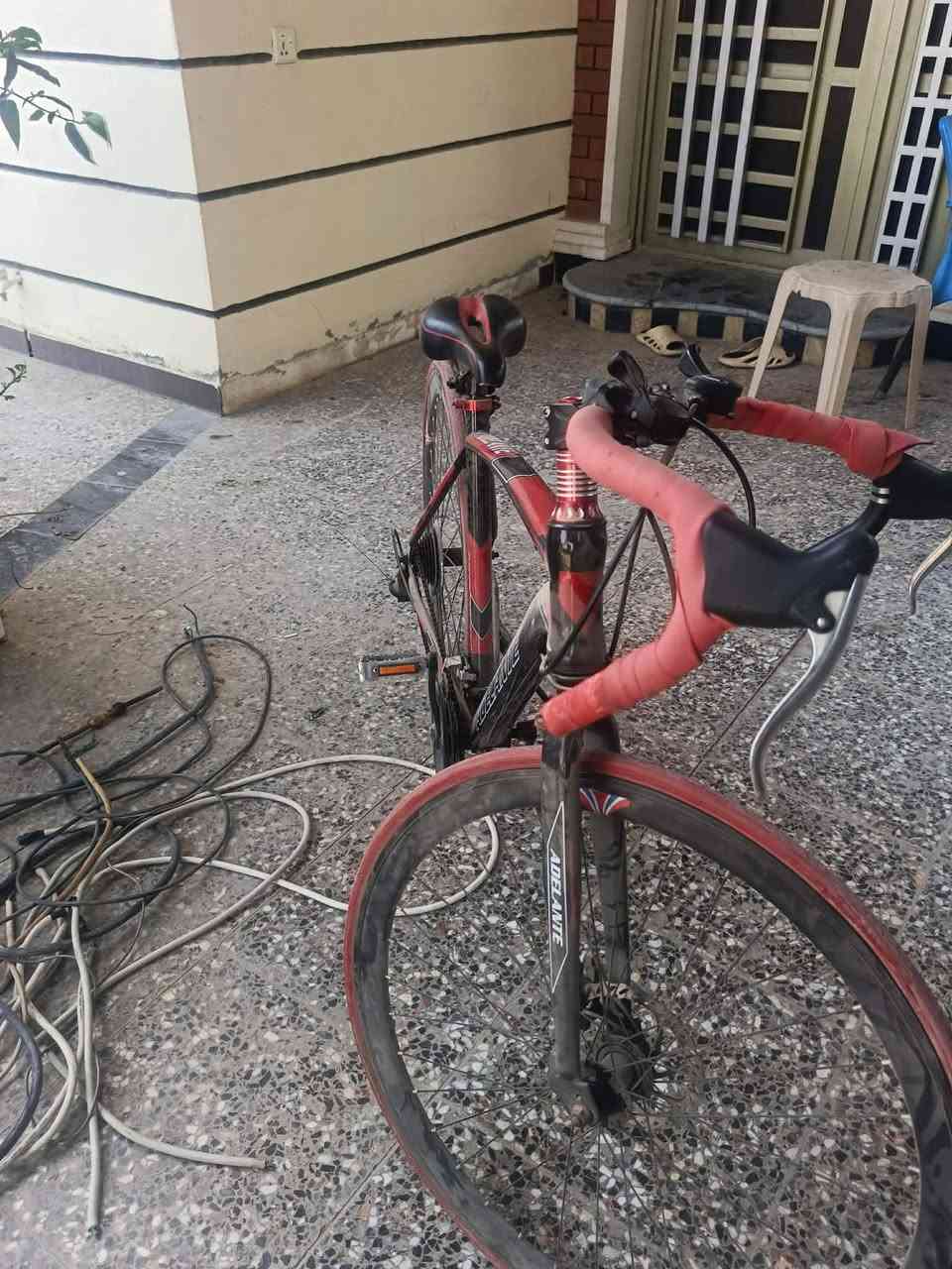 السلام عليكم بسكل رود للبيع مستعجل
حجم ٢٨
نضافه ٩٨
تيرات دفن جديده
السلام عليكم بسكل رود للبيع مستعجل
حجم /٢٨
نضافه/ ٩٨
تيرات دفن جديده

بريكات شغاله

سستم شيمانو

مكاين ٣/ ٧

السعر ٢٩٠وبيه مجال
مكني بغداد هورجب مرسله مسنجر


**إذا كنت صاحب هذا الإعلان وتريد حذفه لأي سبب، رجاءا أرسل رسالة إلى الدعم الفني**