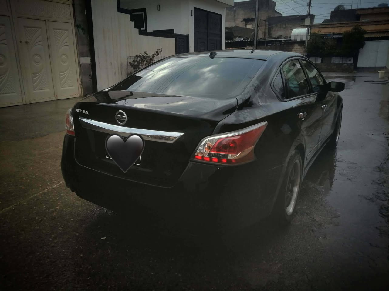 اڵتیما   4پستن‌  بڕاوە سەقفی بێ بۆیاغ   هەمو  گیانی بە شەرت   شوێن حاجیاوا   ***********
