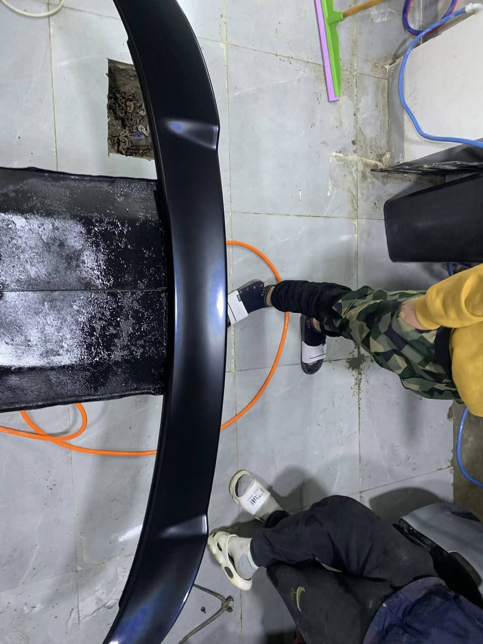 صبغ وياله حراري اسود 35 الف 🔥جلي لايتات 10 الف📍صبغ اي قطعه بل سياره تكسي 30 الف جديد حصرا + تكسي ول خصوصي 45 🔥❤️ بوليش + صبغ وياله  اسود طافي حصرا + جلي لايتات 80 الف للتكسيات  🎶📍 والخصوصي 100 الف. عنوان كركوك واحد اذار ***********
