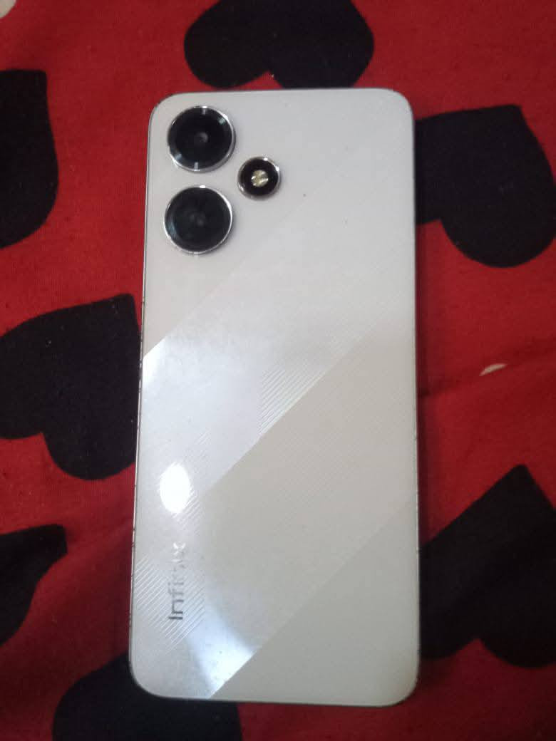 السلام عليكم انفنكس هوت ٣٠ الجهاز حيل نضيف ذاكره ٢٥٦  وداخليه ١٦ 8+8 بطاريه 5000 الجهاز حلو وكلشي مابي للمراوس فقط في ايفون محور  العنوان المنصور تقاطع الرواد ***********
