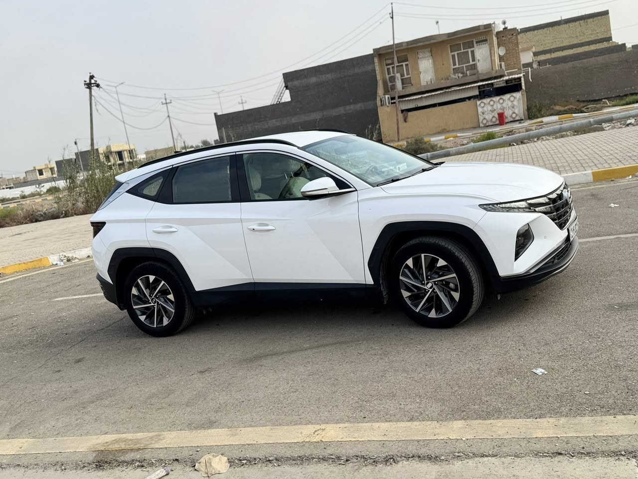 توسان ٢٠٢٤كفاله عامه 
رقم اربيل دولي تحويل اووكاله حسب الرغبه 
فول مواصفات ماعدا البانروما
العداد ٥٢قابل للزياده 
العنوان واسط الصويره 
السعر ٢٢٠وبيه مجال 
رقمالهاتف ‭٠٧٧٣ ٣٧٤ ٦٣٢٧‬
