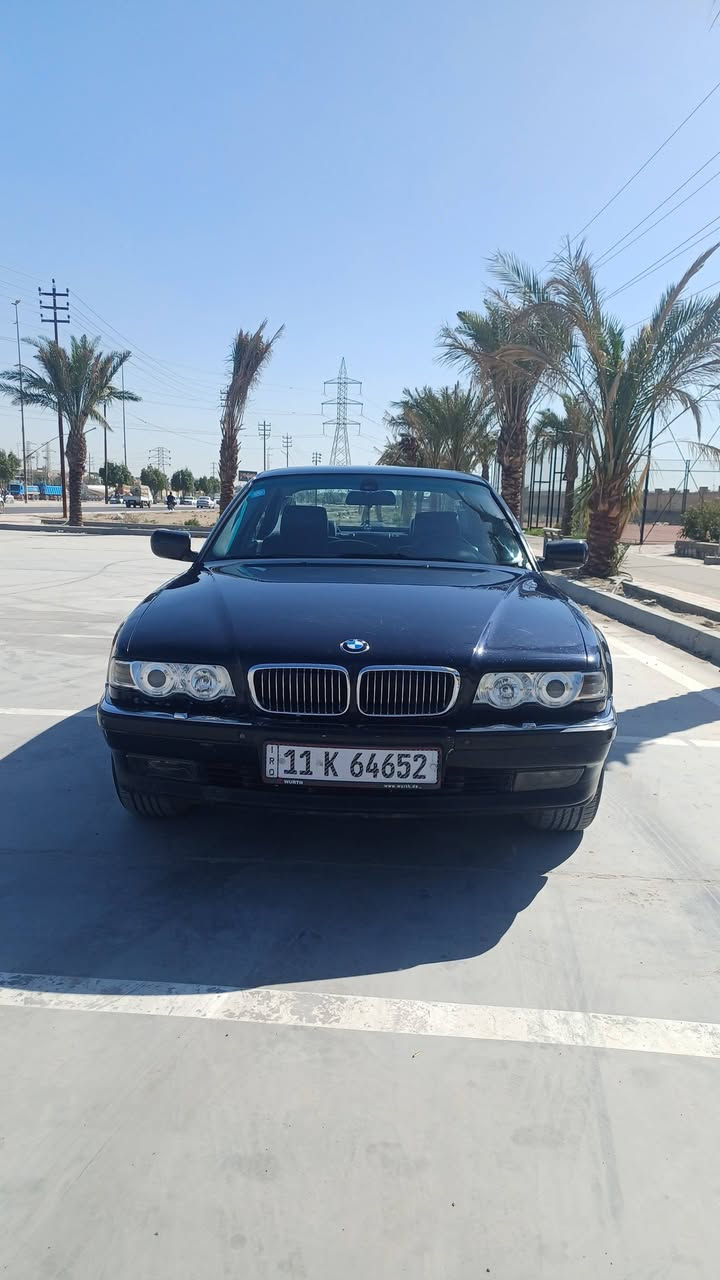 السلام عليكم من رخصة الادمن bmw كاسح موديل 2001 حجم 735 دينمو مي رقم بغداد بسمي جاهزه من محرك كير حداديه كهربائيات مامصبوغه بس بيها رشات اباب السايق وقبق الجنطه السعر 115 وبيها مجال مكانه نجف كوفه  ***********
