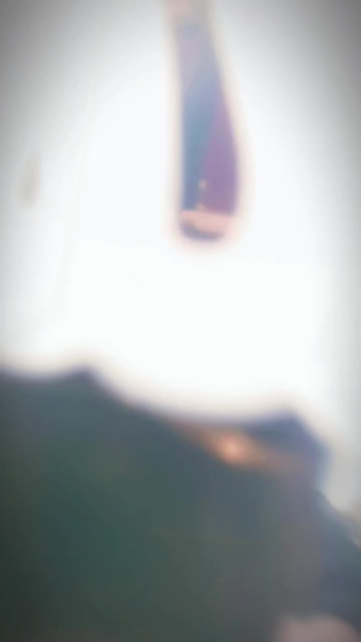 السلام عليكم دايون نفخ اصولي وصل معرض بيه  للمراوس بلون سمائي ازرق بنفسجي مكينه 150 شلعه معدل شك لكاع مكان نجف نجف عدك مراوس تعال خاص  او تصل علرقم***********
