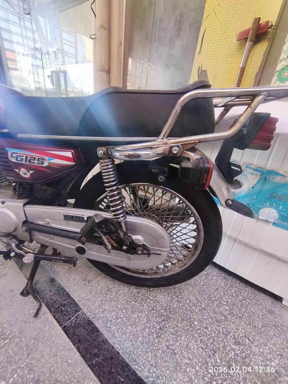 السلام عليكم من رخصة الادمن. ايراني اربعه كير تايكر دفعه اولى موديل 21 كهربائية شغاله بس وايؤات الدشبول ما شادهن وزنجيل يراد تبديل دراجه جانت واكفه سعر 450 وبيها مجال مكاني بغداد العامرية شارع العسل ***********
