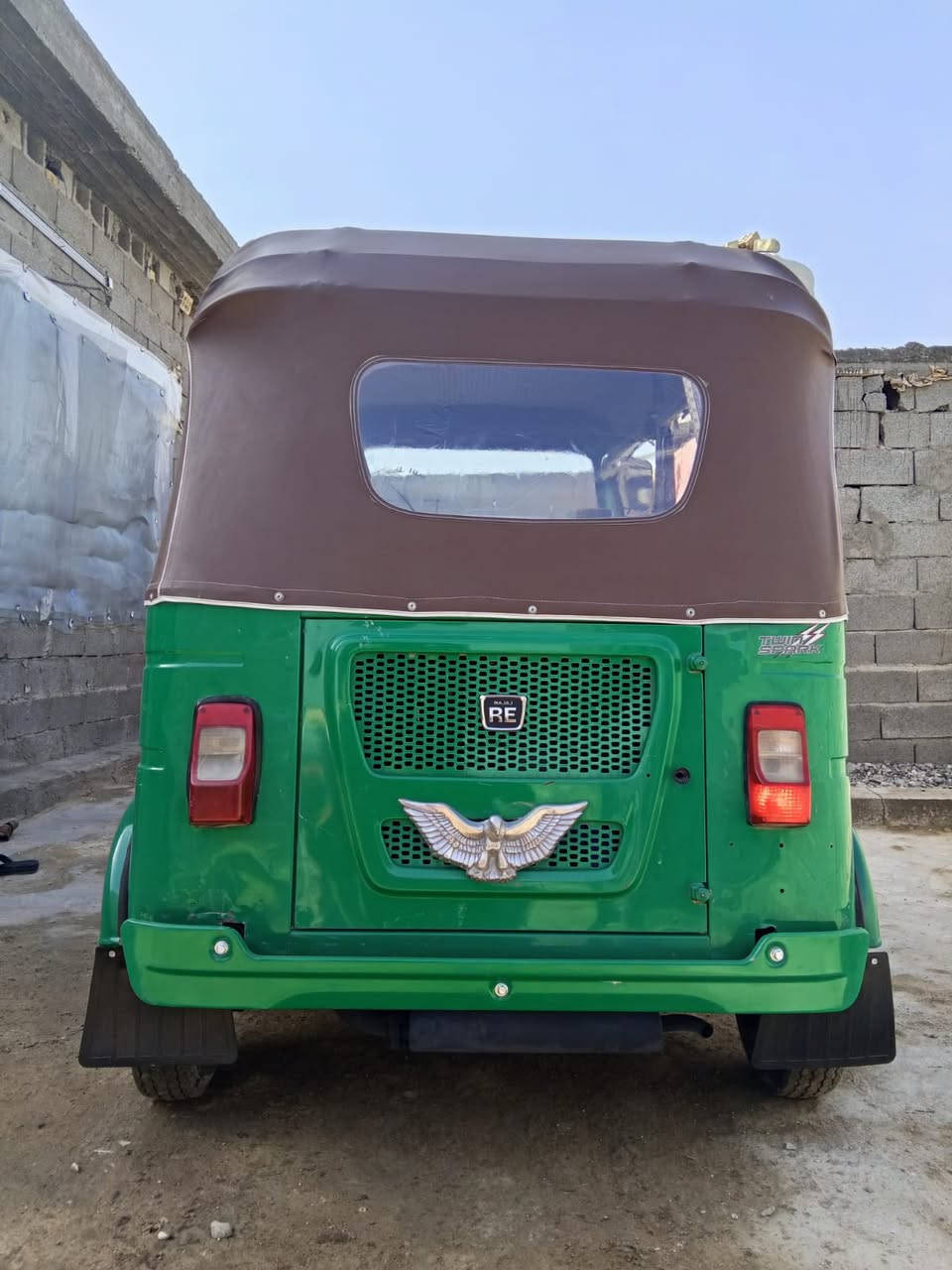 تكتك 21 شهر 12  تكتك نظيفه تخبل ترايها يخبل كبل الشارع مكاني حي اور رايدها ب7و700 وبيها مجال 
رقمي *********** ومتواجد خاص
