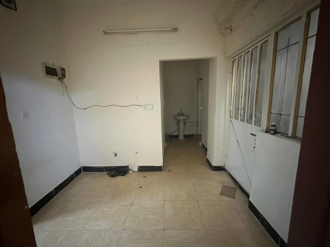 مشتملات عدد2 للايجار100م(حي الواسطي_قرب صيدلية الهدى) 
#المحتويات
استقبال +هول +مطبخ +غرفة نوم +صحيات 
***********
‭0771 994 6578
