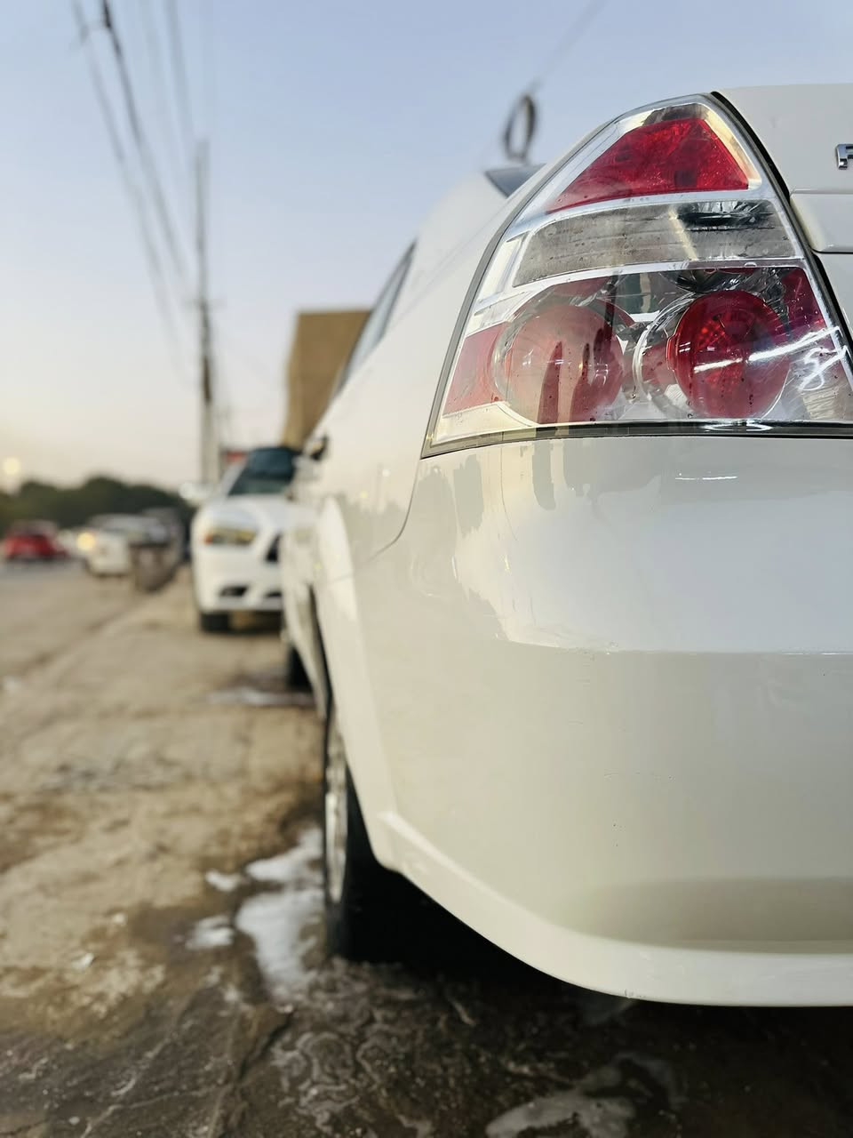 السلام عليكم
للبيع شوفرليت أڤيو
موديل 2015
مكينة 1600 مسكر
كير مكينة حدادية كله جديد
منظومة تبريد جديده ثلج
تخم تاير 
حداديه امامي خلفي
السياره بيها رشه بالباب الخلفي فقط
الباقي كله كفالة شرط الفحص
بدون لابارد ولاضربه
السياره جاهزه للأخير ربع متذب عليها
السياره بأسمي سنويه لل 27
العنوان الديوانية
للأستفسار ***********
