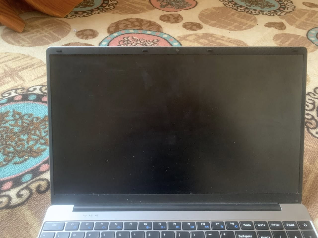 لابتوب بهاذا شكل مايشتغل ماعرف ليش سعره 45 على اول تم فحم


**إذا كنت صاحب هذا الإعلان وتريد حذفه لأي سبب، رجاءا أرسل رسالة إلى الدعم الفني**