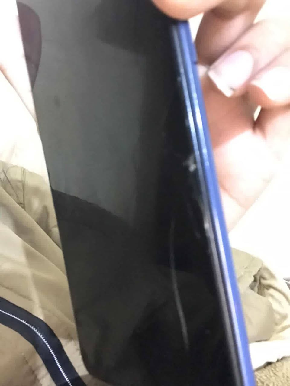 ريدمي نوت 9 ذاكره ١٢٨
ماداخل سوك ولامصلح نهائيآ كما موضح بصورة فقط كسور شاشة كلشي شغال  + ببجي 60 فريم ( سعر 80 الف ) مكاني سماوة


**إذا كنت صاحب هذا الإعلان وتريد حذفه لأي سبب، رجاءا أرسل رسالة إلى الدعم الفني**