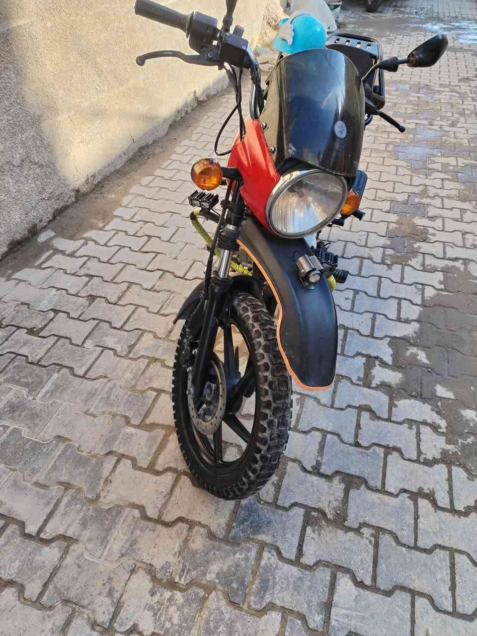 بوكسر موديل ٢٣ رقم بغداد تحويل ثاني يوم بكان بغداد شعلة النضافه شوفت عينك ترايك لربيل رقم ***********
