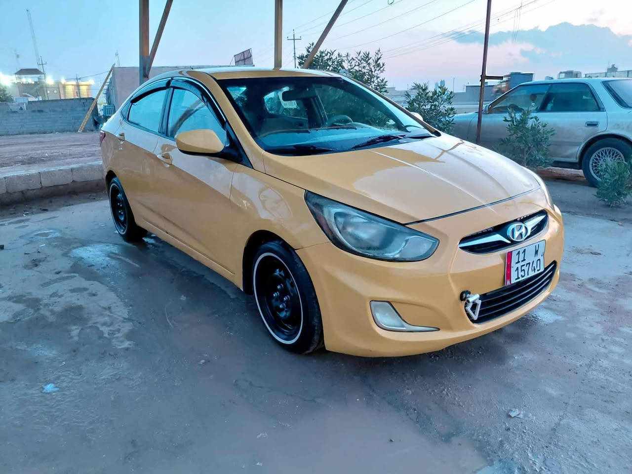 السلام عليكم اكسنت امريكي مديل ١٢اكسن حادثه باب السايق مبدال سياره حلوه وجهازه كلش مناقصه سعره ٨٤وبيه مجال مكان كربلاء رقم ***********
