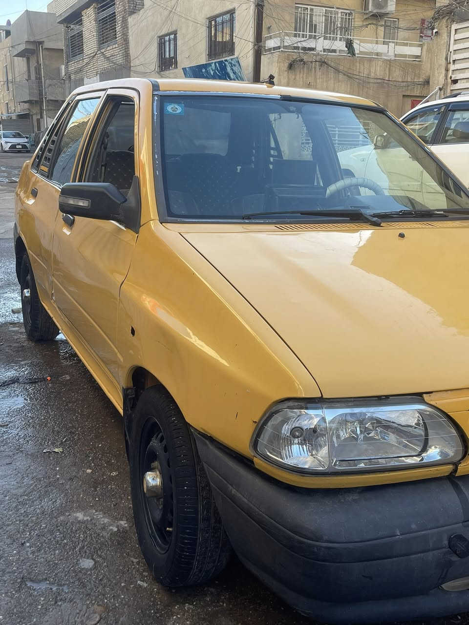 السلام عليكم سايبه 2011 للبيع باسمي تحويل ثاني يوم مصبوغه صبغ عام فقط للجماليه مكينه وكير خير من الله مابيه شي فقط شغلات بصيطه درايم شفت وداعميه اماميه وخلفيه ولباقي شوفه بعينك مابي شي وع زنون وشاشه وشغلات حلوه بيها السعر 25 وبيه مجال المكان بغداد الاسكان شارع المخازن ***********
